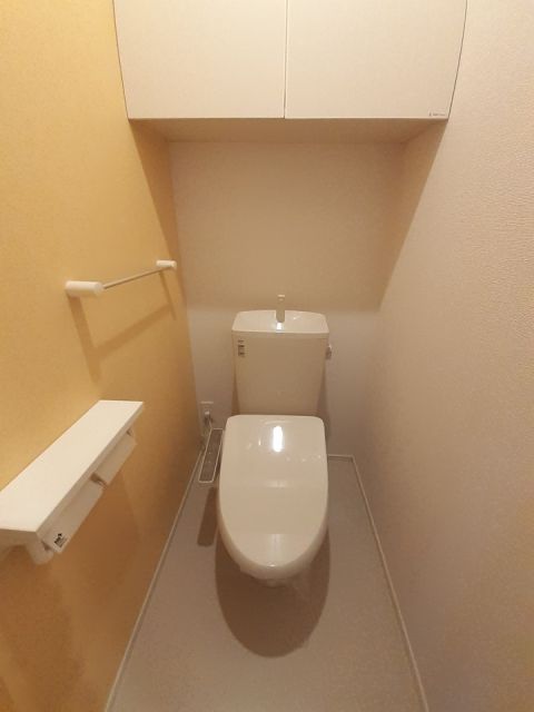 【焼津市西小川のアパートのトイレ】