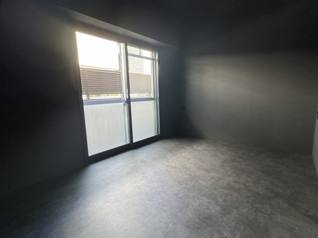 その他部屋・スペース　広くて明るい寝室