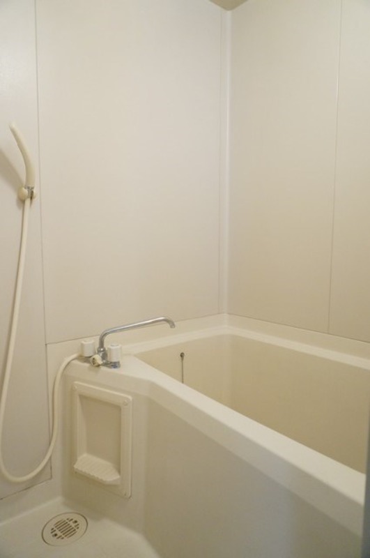 バス・シャワールーム　図面と現状に相違がある場合には現状を優先