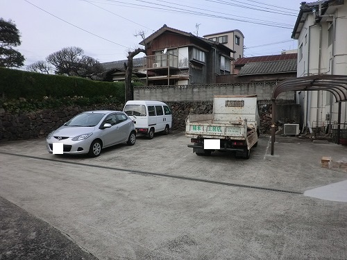 【ハピネス土居の駐車場】