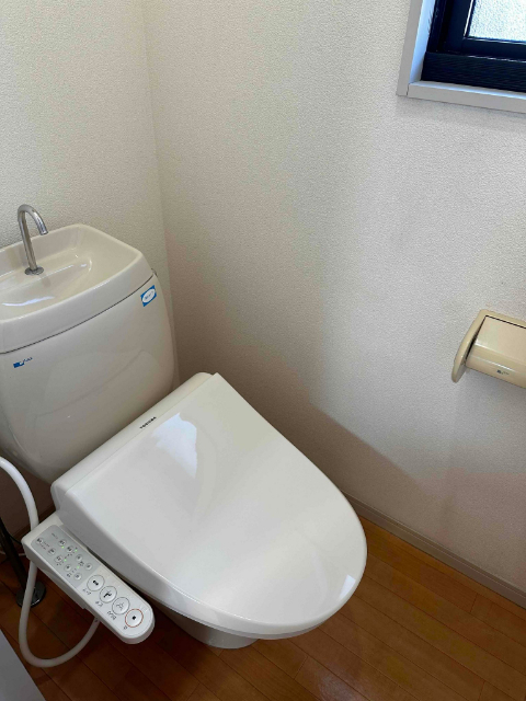 トイレ　ウォシュレット取り付け♪