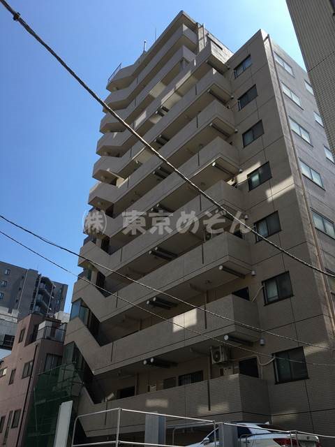 千代田区神田猿楽町のマンションの建物外観