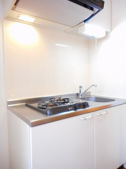 キッチン　２口ガスコンロ付のキッチンです。