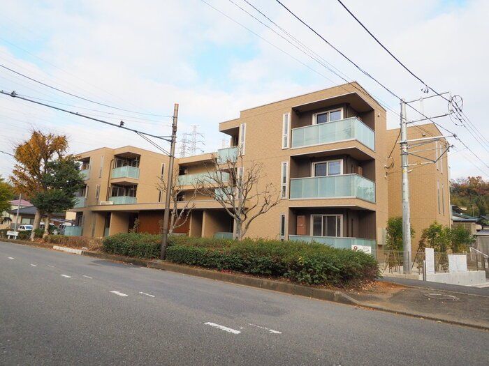 Ts TERRACE 大倉山の建物外観