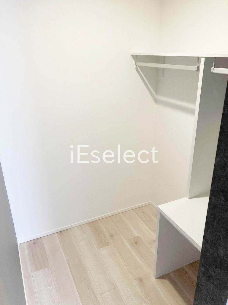 収納　広々とした収納スペースです