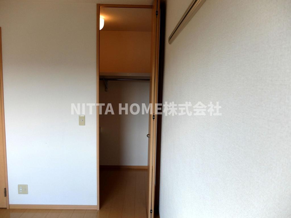 収納　収納力豊富なウォークインクローゼット★