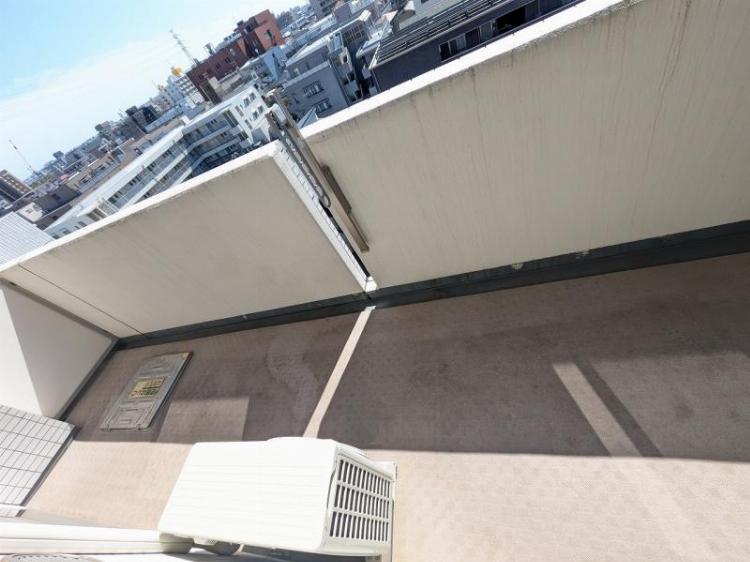 バルコニー　バルコニー