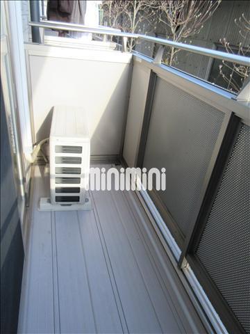 バルコニー　日当り良好です。見晴らしも良好です。