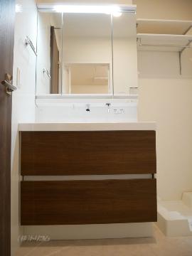 洗面設備　洗髪洗面化粧台