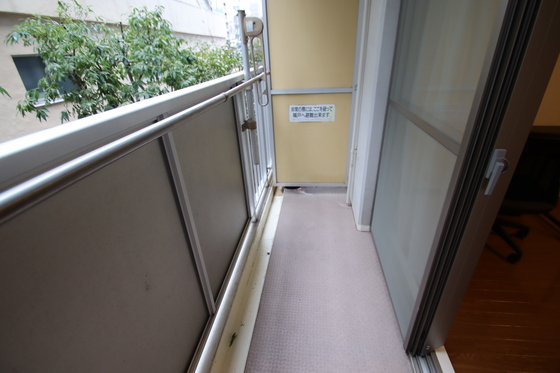 バルコニー　※他号室の写真です。