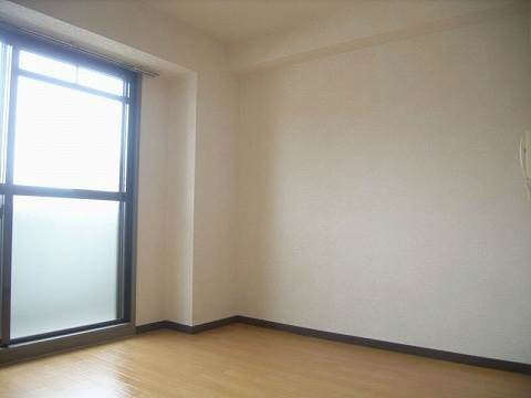 居室・リビング　別号室