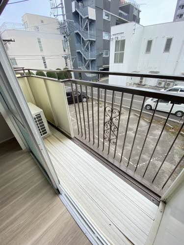 バルコニー　バルコニー