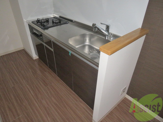 キッチン　キッチンはオシャレなデザインでした。洗い場も大きい。