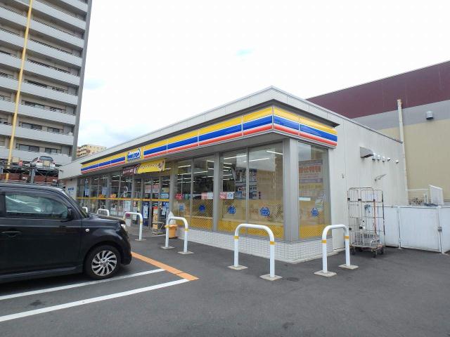 コンビニ　ミニストップ（コンビニ）まで782m