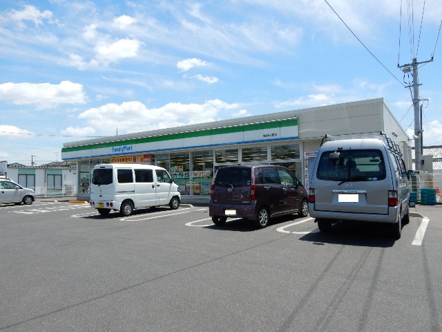 コンビニ　ファミリーマート岡山辰巳西店（コンビニ）まで228m