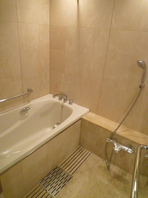 バス・シャワールーム　オークウッドハウス