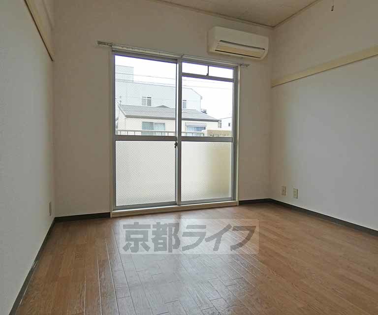 居室・リビング　室内です。