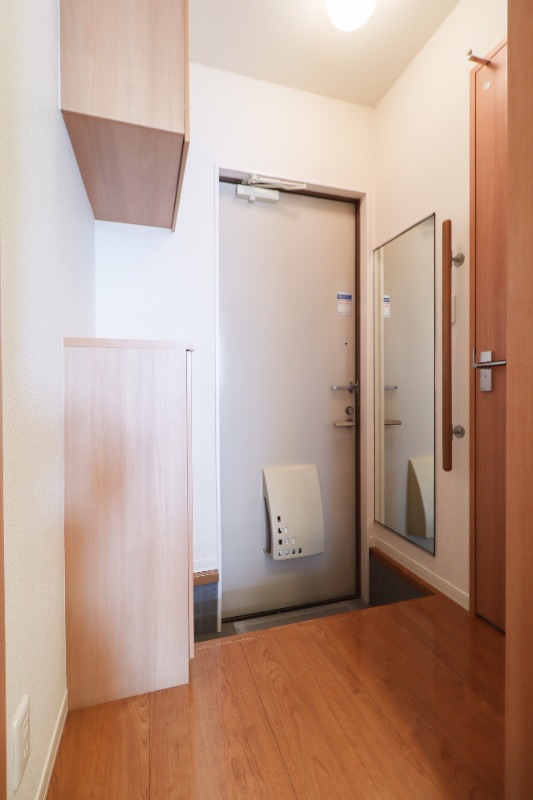 玄関　図面と現状に相違がある場合には現状を優先