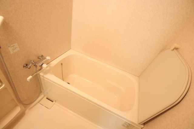 バス・シャワールーム　他部屋の参考写真です。