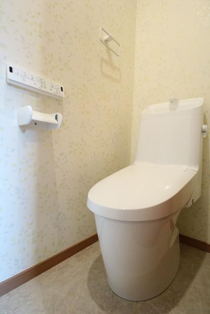 トイレ　トイレ