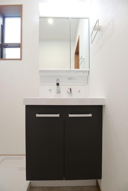 洗面設備　洗面所