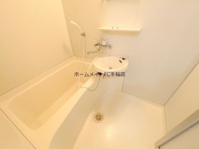 バス・シャワールーム　ゆったりバスルーム♪