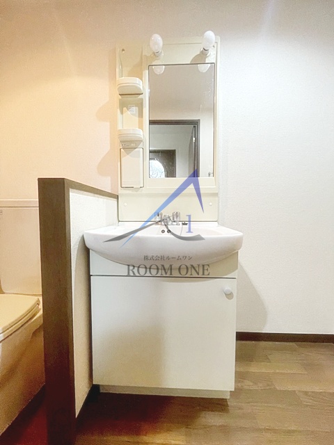 洗面設備　洗面台です。