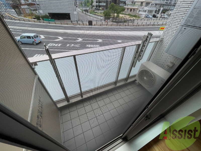 バルコニー　バルコニーは洗濯物を干すスペースが確保されていました