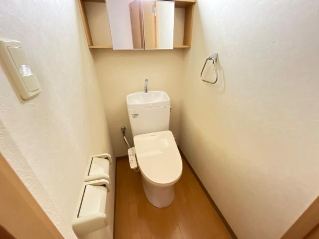 トイレ　トイレ