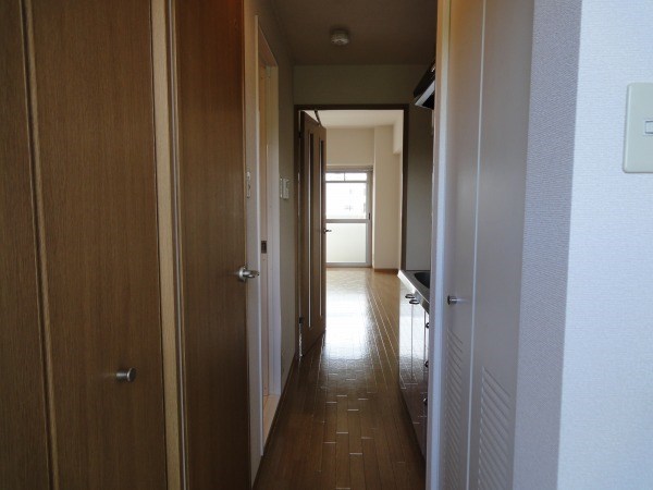 その他部屋・スペース　同マンション別室の写真です。