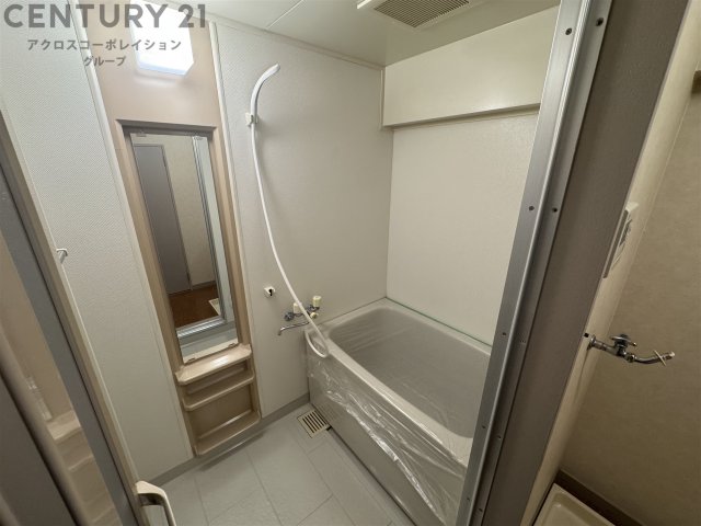 バス・シャワールーム　シンプルで清潔感のある浴室です！