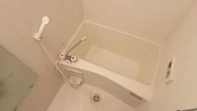 バス・シャワールーム　※別部屋参考写真