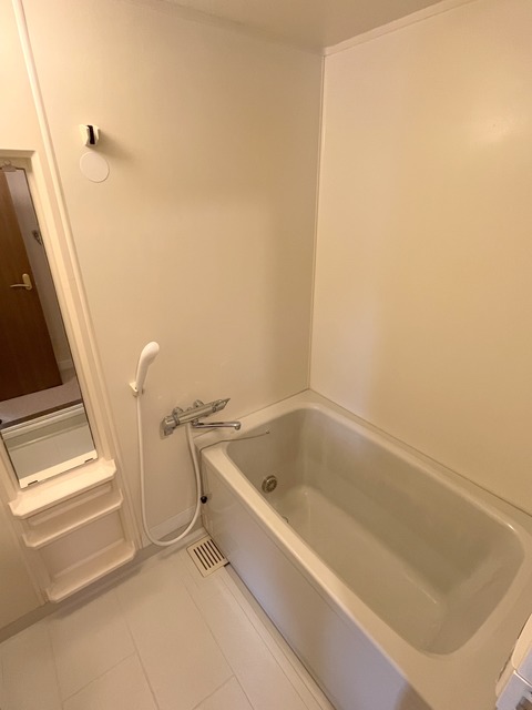 バス・シャワールーム　★追焚き付き★