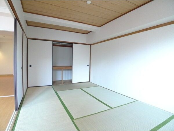 SUUMO】公園ハイツ(ビッグ桑園店(株)パワー・ステーション提供