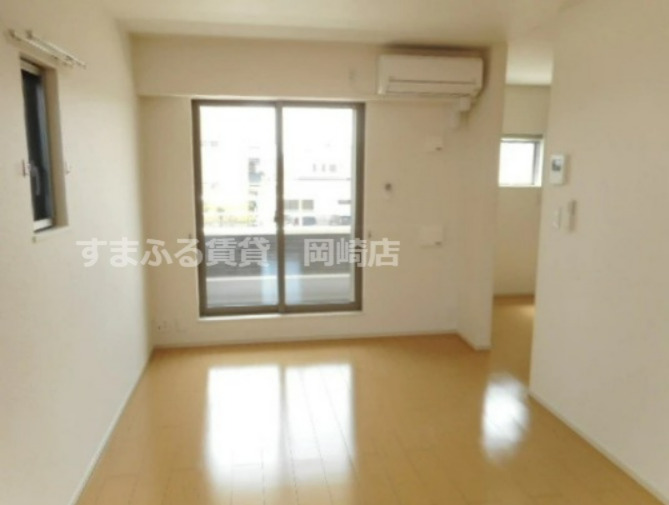 居室・リビング　同仕様　同施工会社　リビング