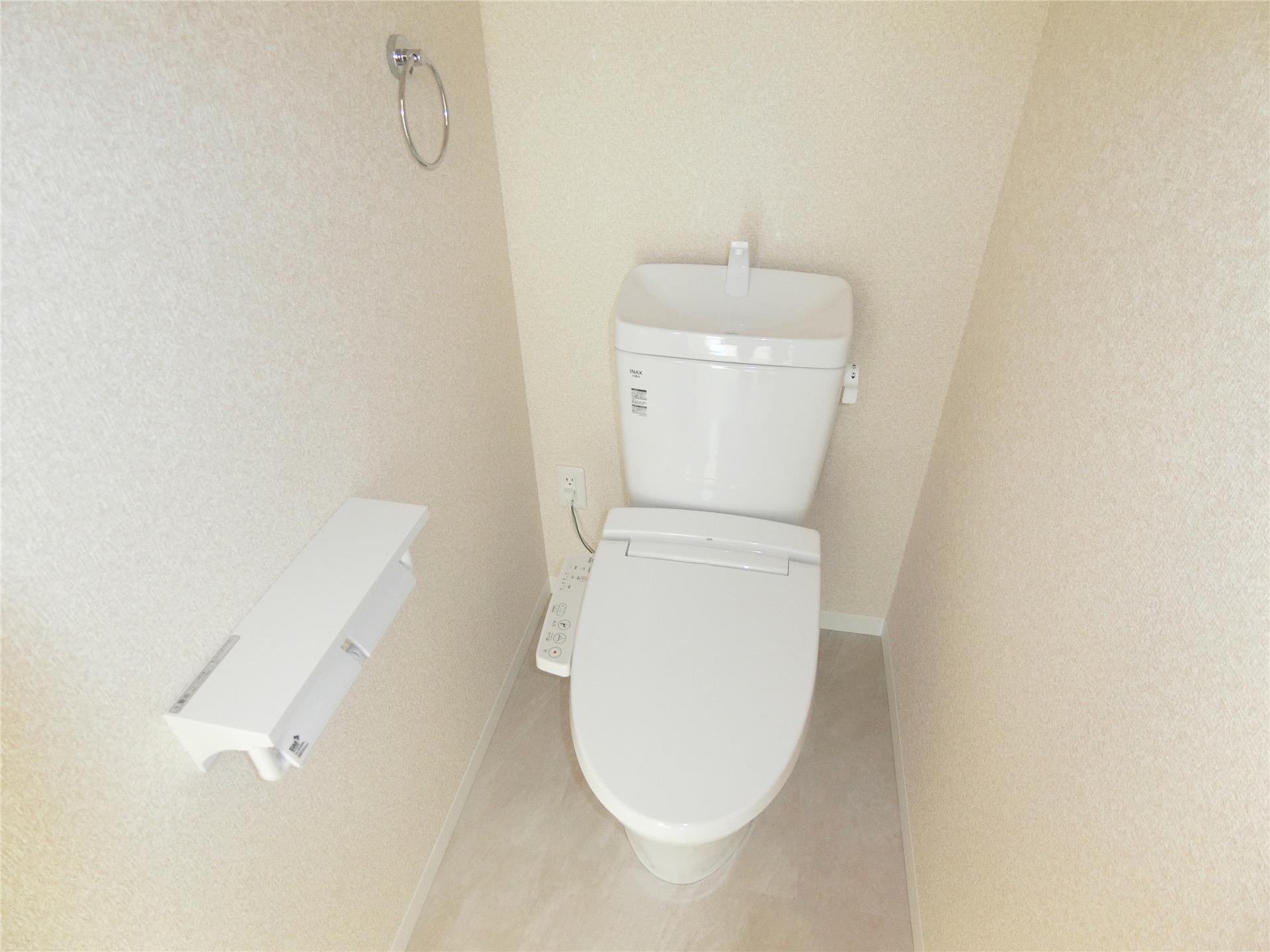 トイレ　ウォシュレット付きの洋式トイレです♪（同仕様画像）