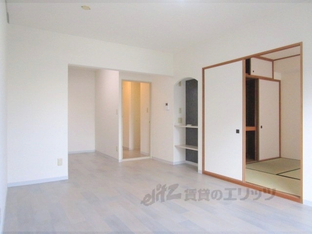 居室・リビング　リビング