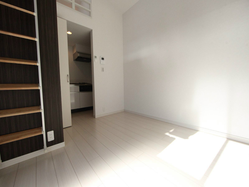 その他　洋室7.9帖　ロフト5.1帖（収納でもお部屋でも使えます）