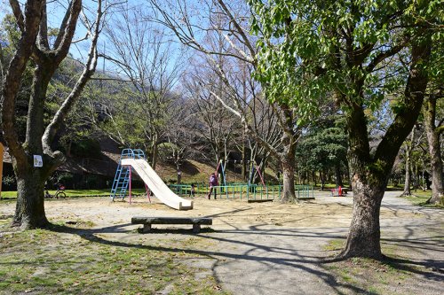 公園　深草西浦南公園（公園）まで615m