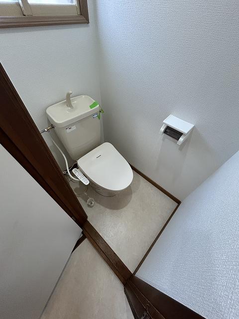 トイレ　トイレ