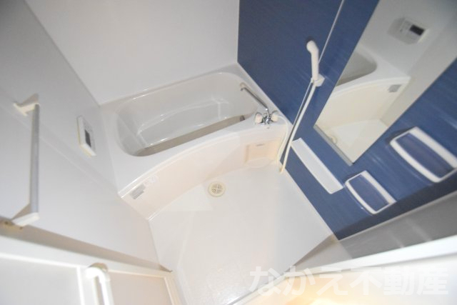 バス・シャワールーム　きれいなお風呂です