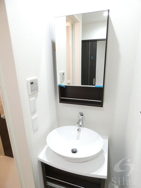 洗面設備　同仕様