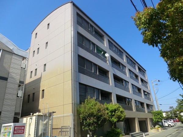 建物外観　安心のオートロック付きです♪