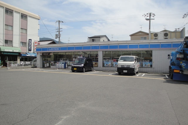 コンビニ　ローソン（コンビニ）まで1053m