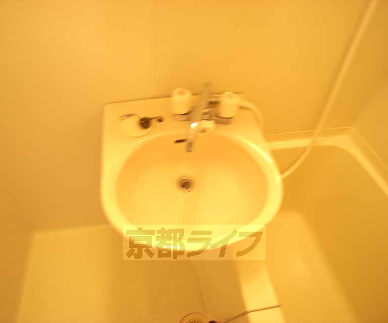 洗面設備　洗面台です。