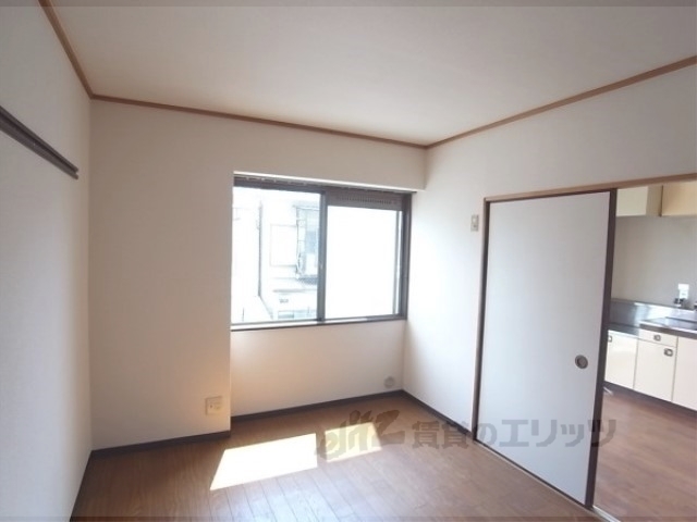 居室・リビング　居室