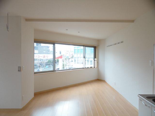 その他設備　変形のお部屋はめずらしいです