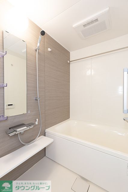 バス・シャワールーム　※写真は同タイプ住戸です。