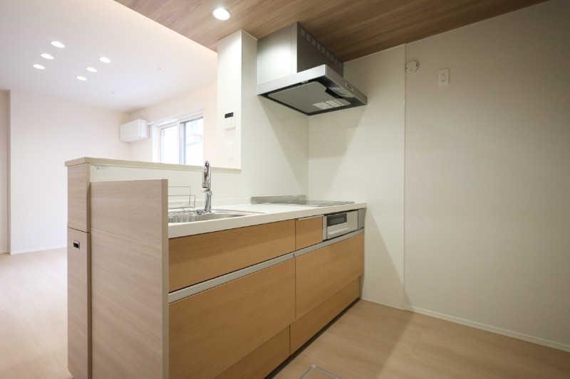 キッチン　図面と現状に相違がある場合には現状を優先