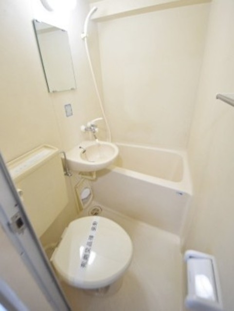 バス・シャワールーム　他部屋参考。